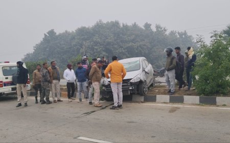 तेज रफ़्तार कार अनियंत्रित होकर पलटी, बाल बाल बचा चालक
