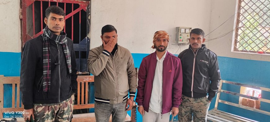 125 लीटर विदेशी शराब के साथ दो तस्कर गिरफ्तार, कार जब्त